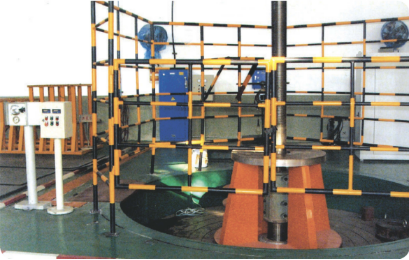 ZCN078-（300、500、800、1000）噸 定子鐵芯下拉式套缸油壓機成套設備